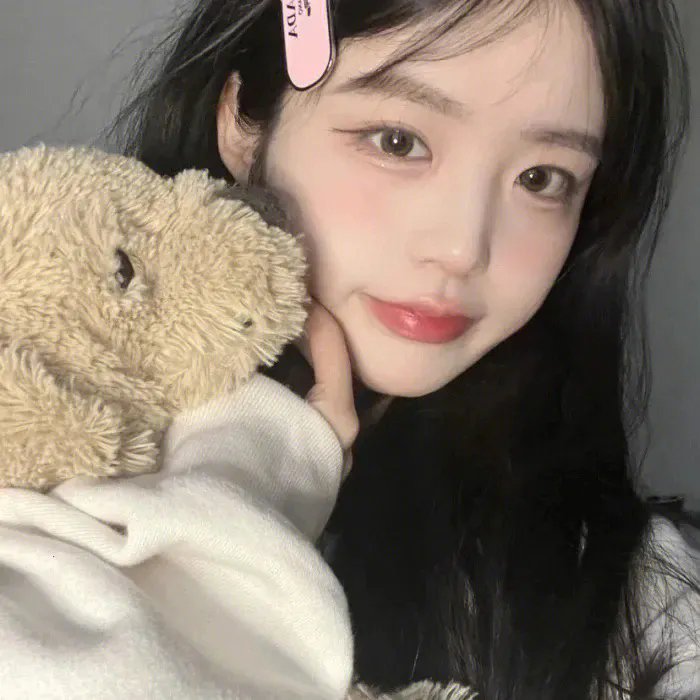 正是青春璀璨时